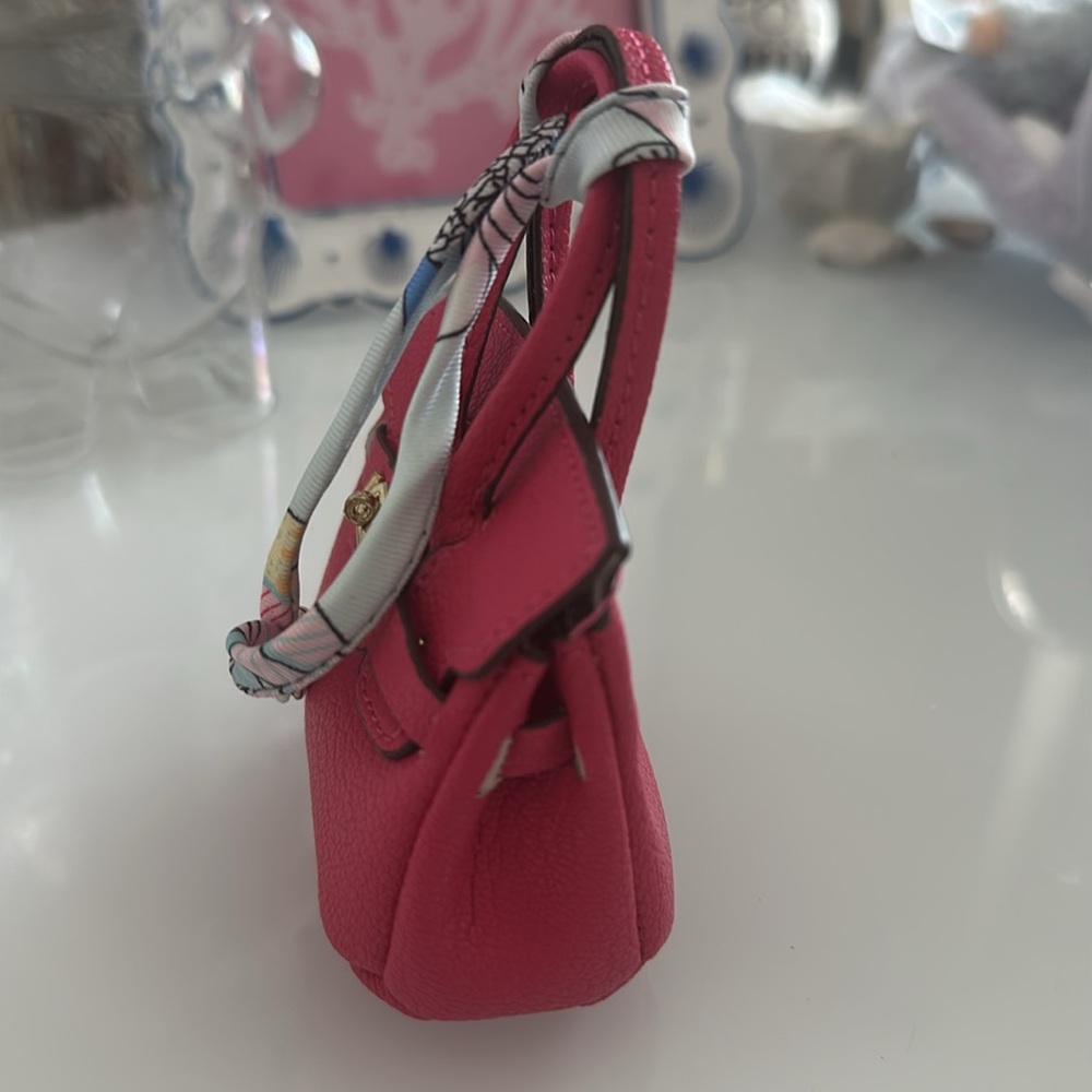 Elegant mini Pink Handbag bag charm - Picture 3 of 5